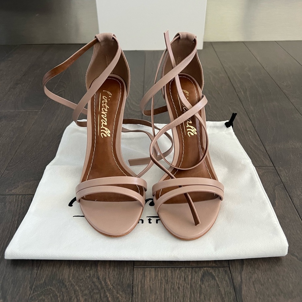 L’intervalle Wrap Leather Heeled Sandals